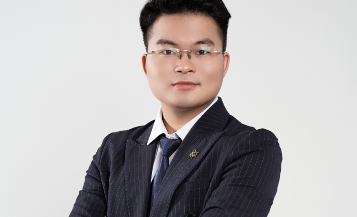 Mẹo học tập môn Toán hiệu quả trong thời gian dịch bệnh cùng thầy giáo điển trai Nguyễn Phan Tiến
