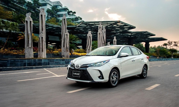Toyota tung khuyến mại khủng mùa mua sắm cuối năm