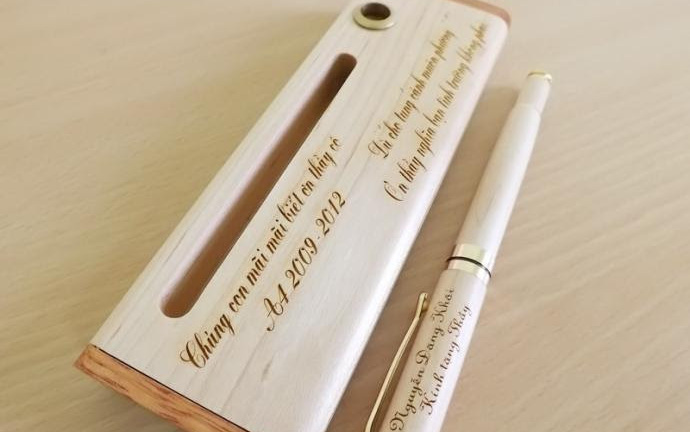 Kỳ công chọn quà độc đáo tặng thầy cô trong dịp 20/11