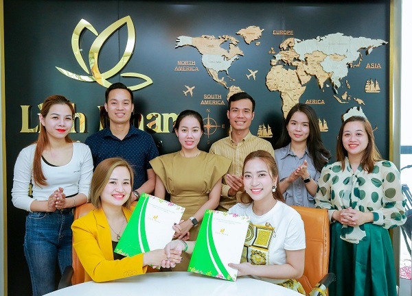 Linh Nham Group LNV và Evaxinh Beauty Academy – Hợp tác cùng phát triển
