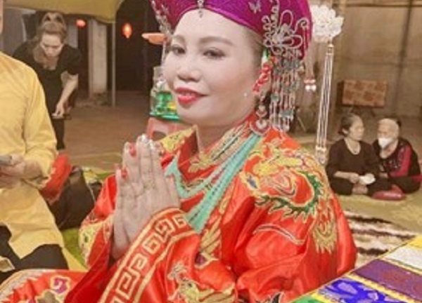 ĐỒNG THẦY NGUYỄN THỊ ĐỊNH – NGƯỜI MIỆT MÀI TRÙNG TU, PHỤC DỰNG NHỮNG NGÔI ĐỀN CỔ.