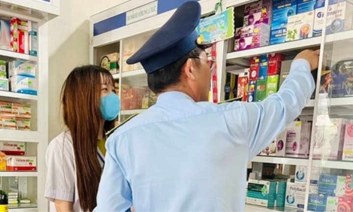 Loạt cơ sở hành nghề y, dược ngoài công lập bị xử phạt