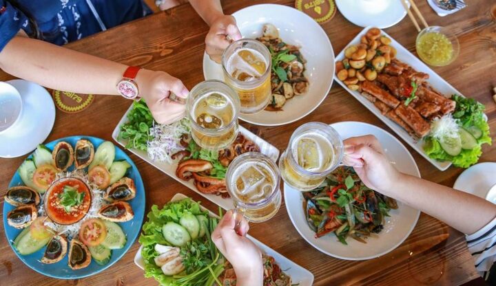 Vui vui đi khám sức khỏe cùng nhóm bạn, người đàn ông 57 tuổi phát hiện mắc đái tháo đường type 2