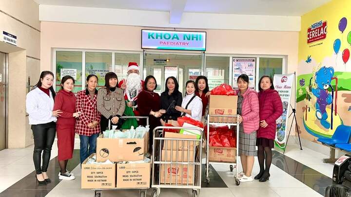 Những “chiến binh” phía sau tấm áo blouse: “Muốn bác sĩ, bệnh nhân…gần nhau hơn”