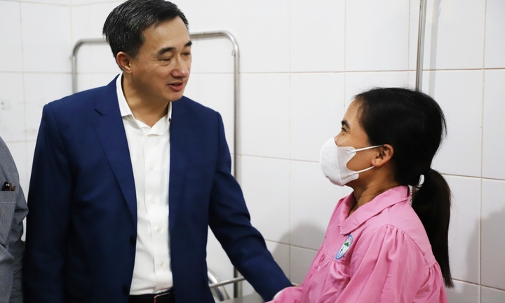 Thứ trưởng Bộ Y tế: Cần nhiều hoạt động khám chữa bệnh miễn phí cho đồng bào các dân tộc