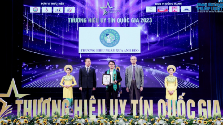 Vinh danh hơn 200 thương hiệu tại chương trình “Thương hiệu uy tín Quốc gia – Sản phẩm, dịch vụ vàng vì sức khỏe người tiêu dùng” năm 2023