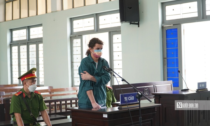 Bình Thuận: Du khách Nga đi Mũi Né du lịch, thuê nhà trồng cần sa, lãnh án tù