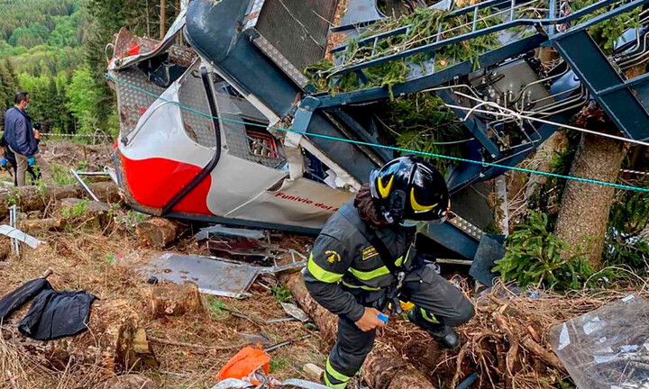 Bé trai 5 tuổi sống sót thần kỳ sau vụ rơi cáp treo ở Italy, tất cả nhờ vào hành động cuối cùng của người cha