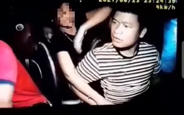 Bị nhầm là người hành hung tài xế taxi, thanh niên nhận hàng trăm tin nhắn