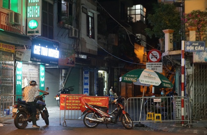 Hà Nội: Toàn cảnh 6 ổ dịch COVID-19 diễn biến phức tạp với tổng cộng hơn 650 ca bệnh