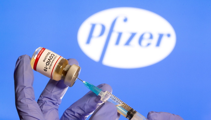 Nghiên cứu mới tiết lộ vaccine Pfizer có hiệu quả bảo vệ tốt hơn ở phụ nữ