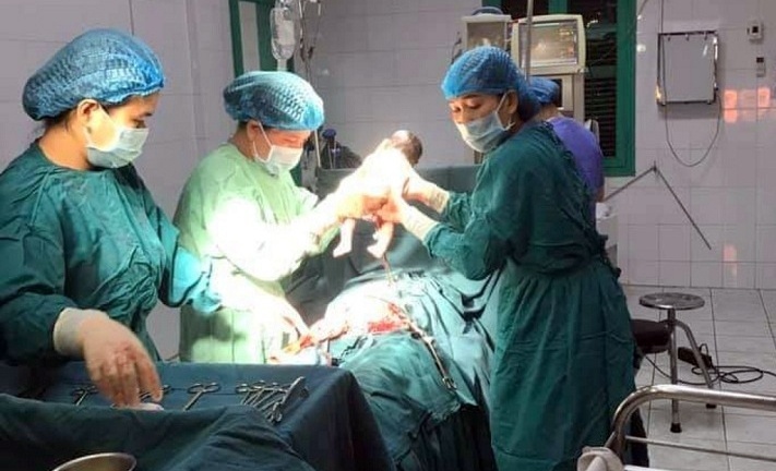 Vụ sản phụ sinh con ở tuổi 11: Chính quyền địa phương nói gì?