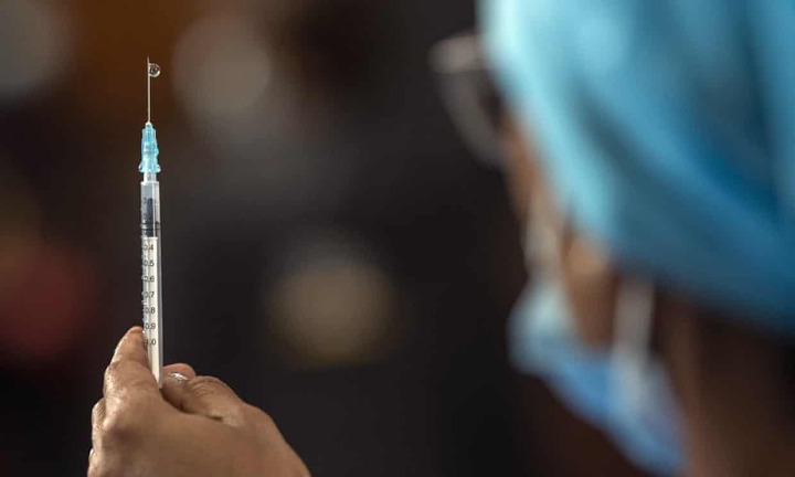 Chỉ mới 14% tổng số vaccine các nước giàu hứa tài trợ đến được tay các nước nghèo