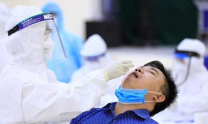 Ngày 9/11, Hà Nội ghi nhận 222 ca mắc COVID-19, trong đó 105 ca mắc ngoài cộng đồng