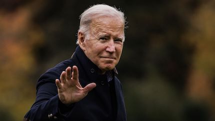 Tổng thống Biden cắt polyp tiền ung thư trong cuộc khám sức khoẻ định kỳ