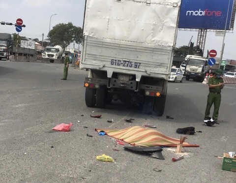 Tin tức tai nạn giao thông mới ngày 6/1: Xe máy va chạm xe tải trên quốc lộ 51, một người tử vong