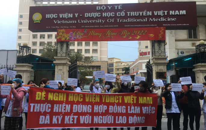 Vụ Bệnh viện Tuệ Tĩnh nợ lương nhân viên: Đề nghị hỗ trợ mỗi người 2 triệu đồng