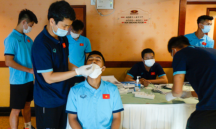 5 thành viên đội tuyển U23 Việt Nam nghi mắc COVID-19