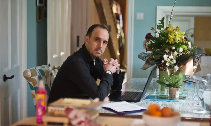 Hiệu trưởng Anh và 