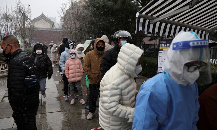 Trung Quốc ghi nhận 2 trường hợp tử vong đầu tiên do COVID-19 sau hơn 1 năm