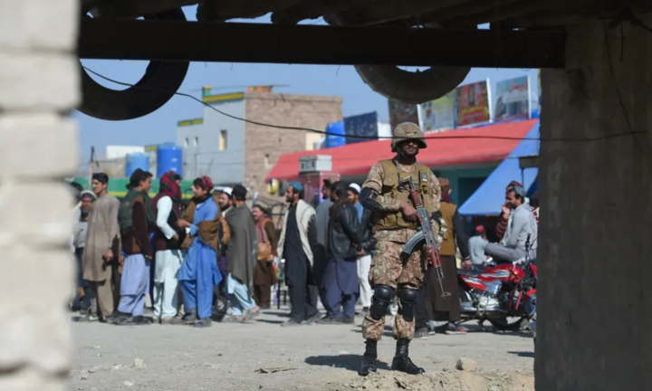 Đánh bom liều chết ở biên giới Pakistan: 3 trẻ em, 3 binh sĩ thiệt mạng