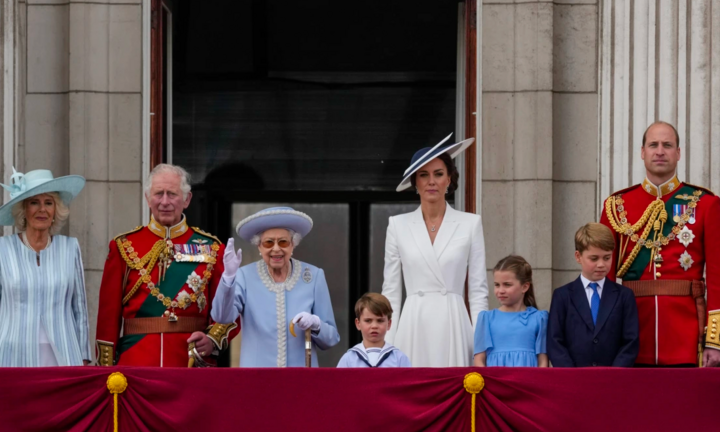 Ảnh: Vương quốc Anh kỷ niệm Đại lễ Bạch kim của Nữ hoàng Elizabeth II