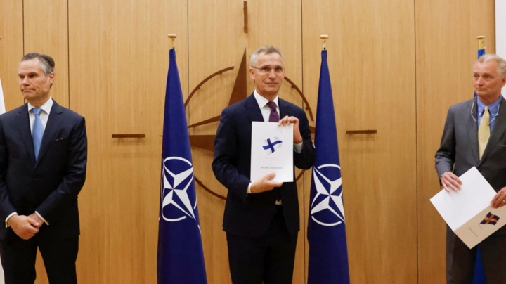 NATO từ chối đảm bảo với Nga về việc không triển khai vũ khí hạt nhân ở các nước thành viên tương lai