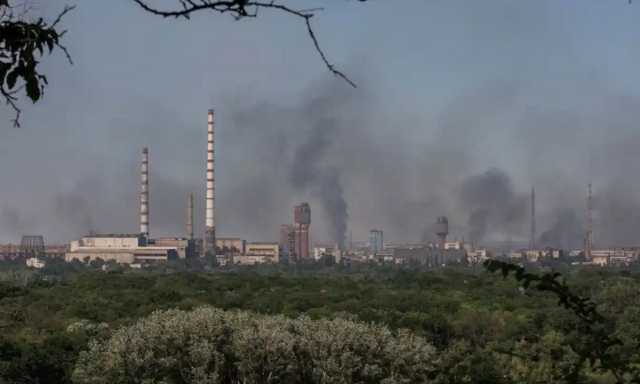 Tin tức Ukraine mới nhất ngày 12/6: Ukraine tuyên bố vẫn kiểm soát nhà máy hoá chất Azot ở Severodonetsk