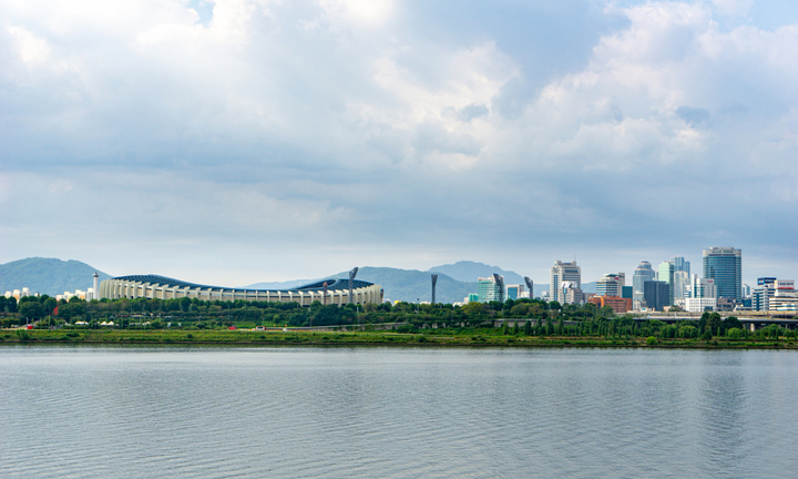 Khu phức hợp thể thao ở Seoul bị doạ đánh bom, 1.000 người phải sơ tán