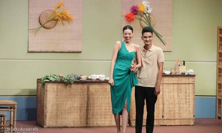 Ơn Giời Cậu Đây Rồi Mùa 8: Khánh Vân say đắm 