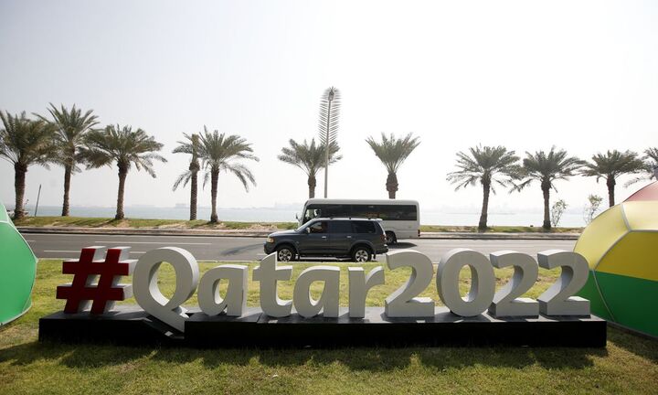 Qatar chi tiền tài trợ vé máy bay cho cổ động viên World Cup 2022