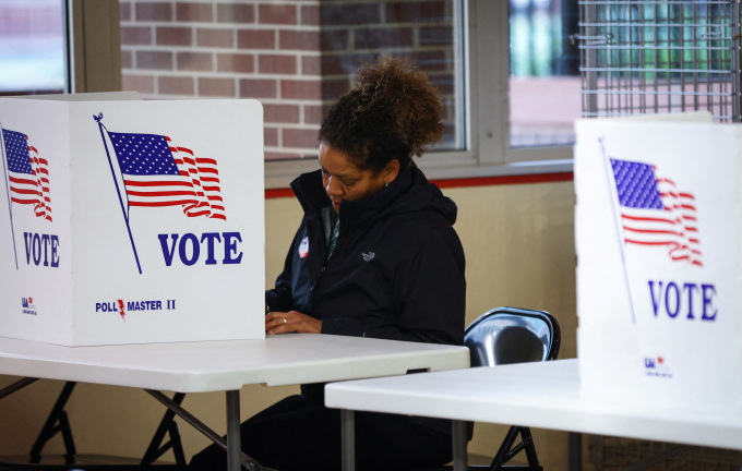 Bầu cử giữa nhiệm kỳ Mỹ: Chiến thuật giúp đảng Dân chủ ngăn