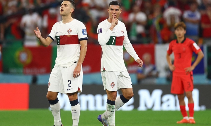 Ronaldo thừa nhận lời qua tiếng lại với cầu thủ Hàn Quốc