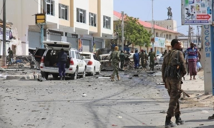 Đánh bom kép nhằm vào quân đội Somalia, ít nhất 10 người thiệt mạng