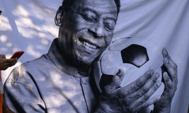 Sân vận động Colombia đầu tiên đổi tên thành Pele