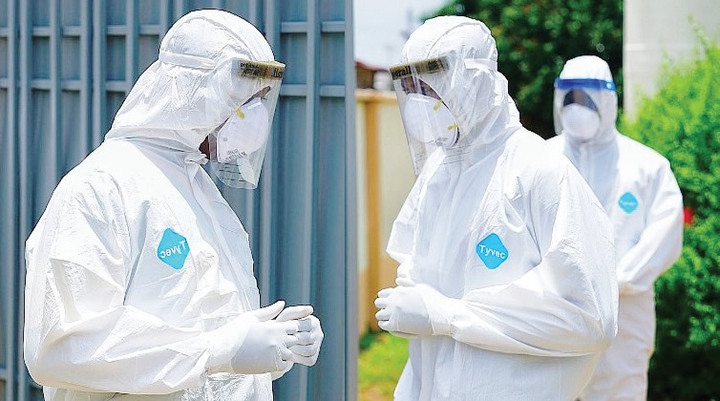 WHO: 55 nước gặp khó vì thiếu nhân viên y tế