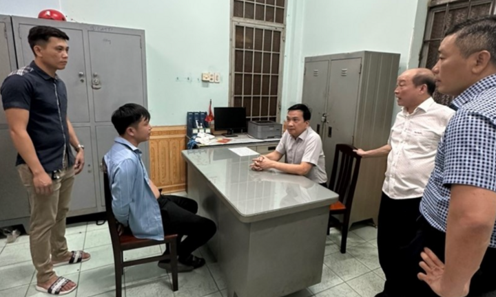 Khởi tố đối tượng dùng xăng, khống chế bé 4 tuổi để đòi nợ ở Đồng Nai