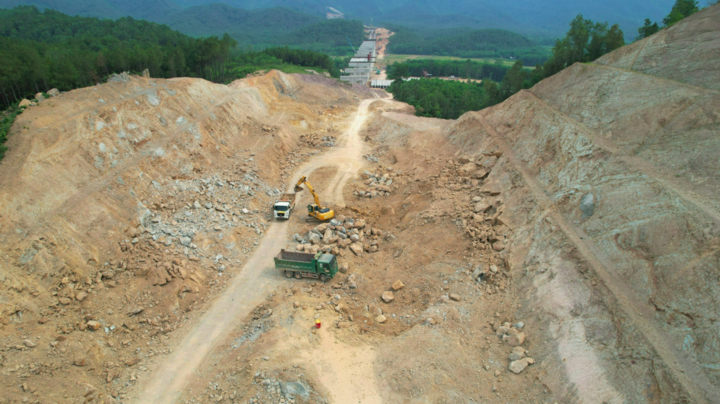 Cao tốc Diễn Châu – Bãi Vọt vẫn chậm tiến độ