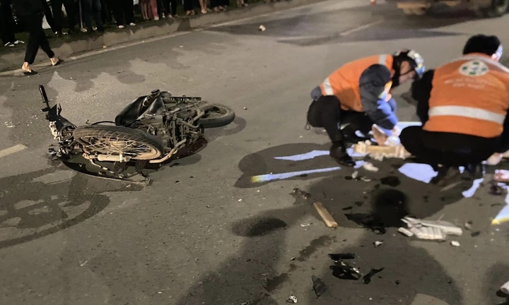 Hà Nội: Tai nạn trên đường Trịnh Văn Bô, 3 người thương vong