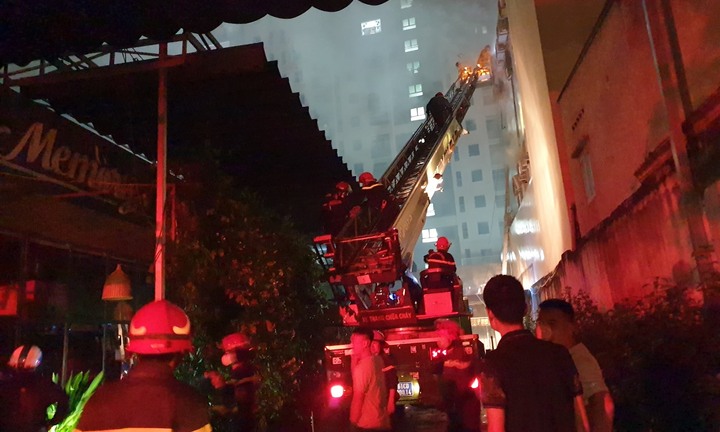 Vụ cháy quán Karaoke 32 người chết ở Bình Dương