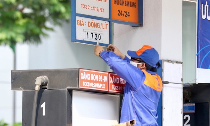Đề xuất giảm 50% thuế TTĐB, VAT với xăng dầu: Chấp nhận hụt thu ngân sách để “nâng cánh” nền kinh tế