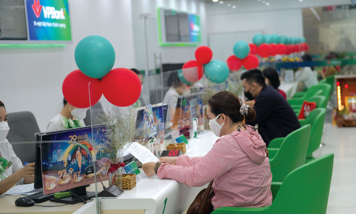 Thủ tướng yêu cầu khẩn trương thanh tra, giám sát bán bảo hiểm qua ngân hàng