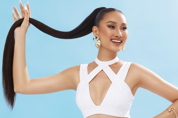 Loạt ảnh bikini bốc lửa của Đoàn Hồng Trang trước giờ chung kết Miss Global 2022