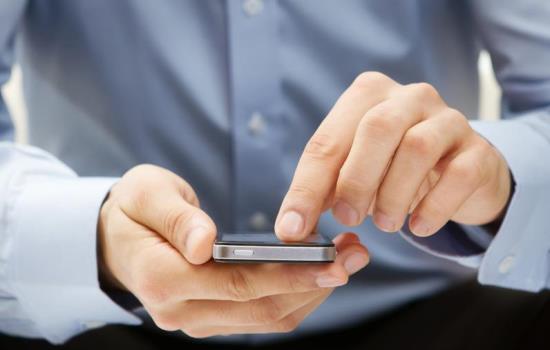 Tạm giữ thầy giáo để điều tra làm rõ hành vi nhắn tin “gạ tình” nữ sinh lớp 8
