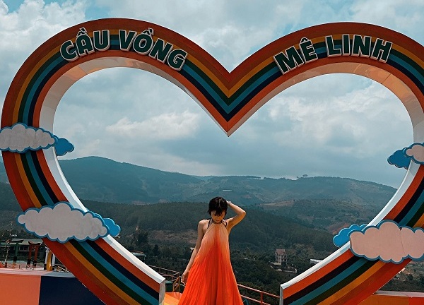 CEO Hoàng Hương: Hành trình từ cô sinh viên nghèo đến chủ xưởng may nổi tiếng đất Hà thành