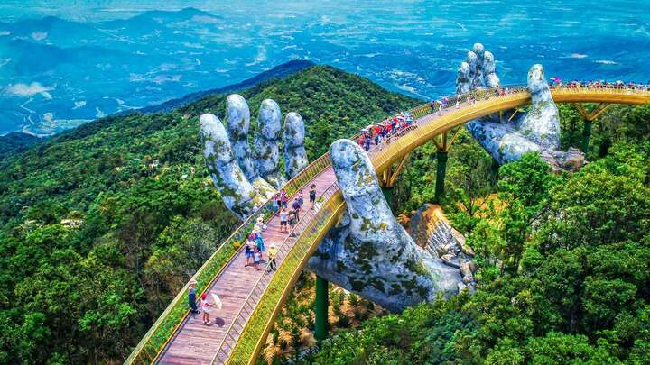 Đằng sau  "bộ sưu tập " giải thưởng uy tín nổi danh thế giới của du lịch Việt Nam