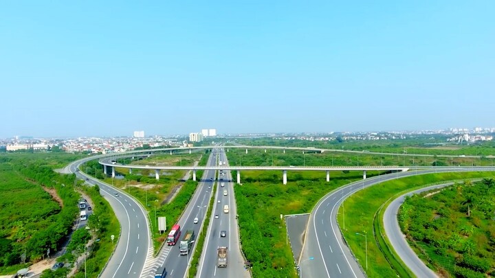 Giới đầu tư chuộng shophouse, biệt thự sinh thái ven đô