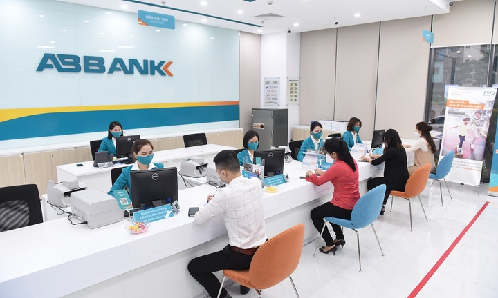ABBank giảm lãi, tăng hạn mức cho vay hỗ trợ khách hàng doanh nghiệp
