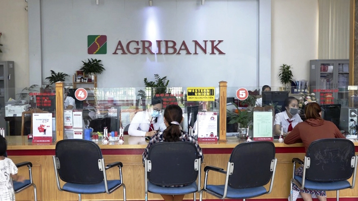 6 tháng đầu năm 2021: Agribank hoạt động an toàn, hiệu quả, tích cực hỗ trợ khách hàng và nền kinh tế