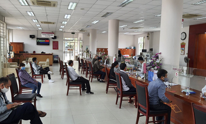 Đã có hơn 70.000 khách hàng bị ảnh hưởng do dịch bệnh Covid-19 được thụ hưởng từ các giải pháp hỗ trợ của Agribank